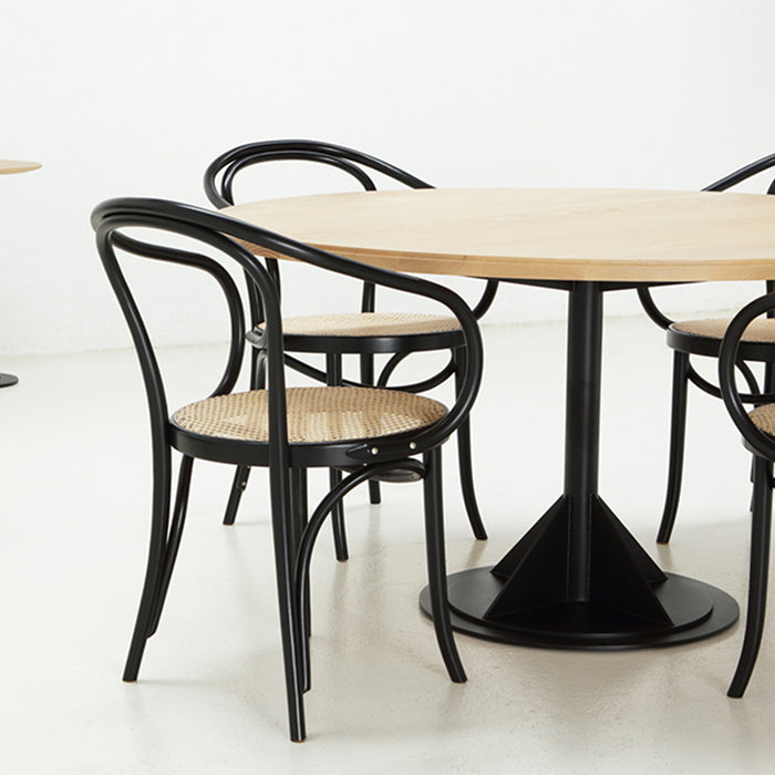 Thonet, de grondlegger van het meubeldesign