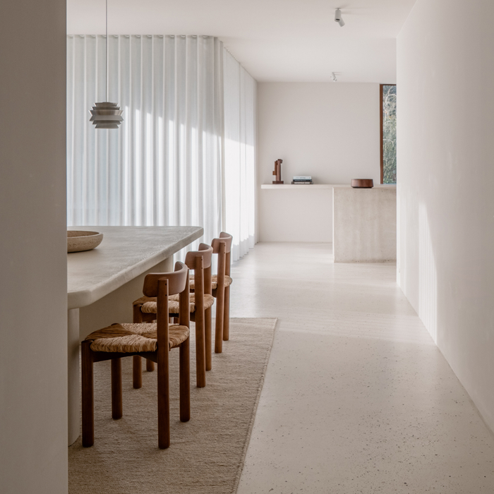 Arlo eetkamerstoel - Walnoot - Geweven zitting in naturel kleur