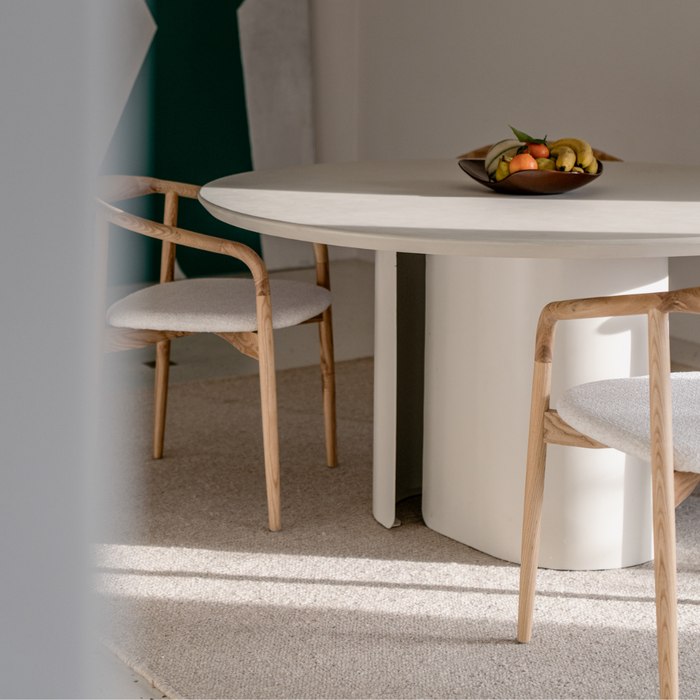 Mesa de comedor Elio – Microskin - Latte - Estructura de hierro Latte - 160 cm