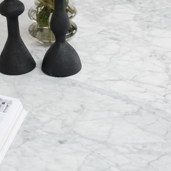 Rundt spisebord med Marmorplade - Carrara Hvid - Ø125cm