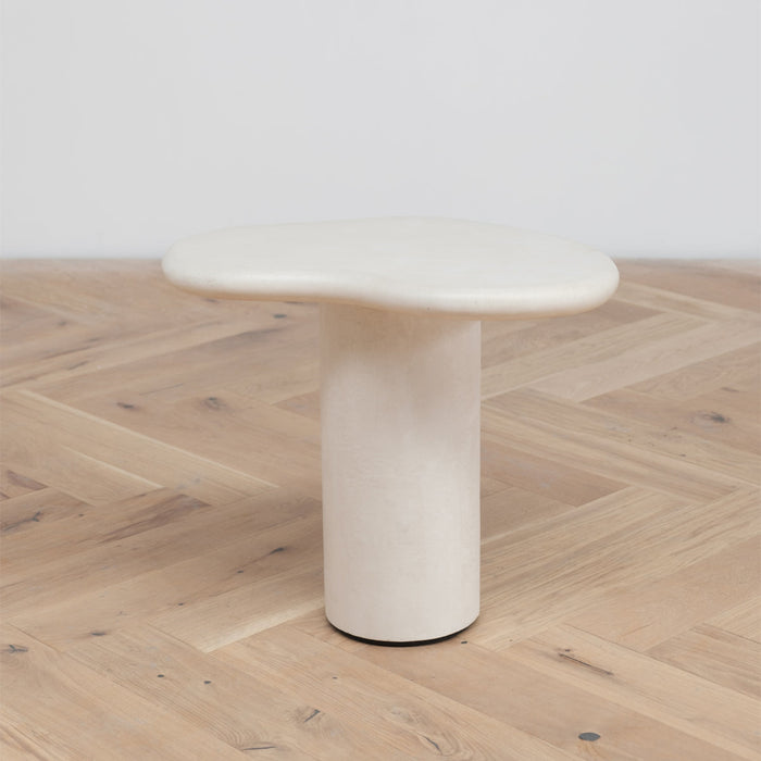 Jonah – Beistelltisch aus Bio-Mikroleder – Hoch